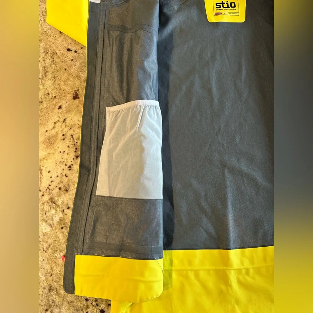 Stio Womens ‘22 Ski Shell - Picture 10 of 16